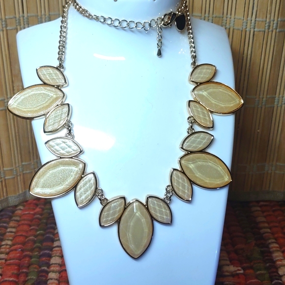Charming Charlie Statement Necklace - Picture 1 of 4